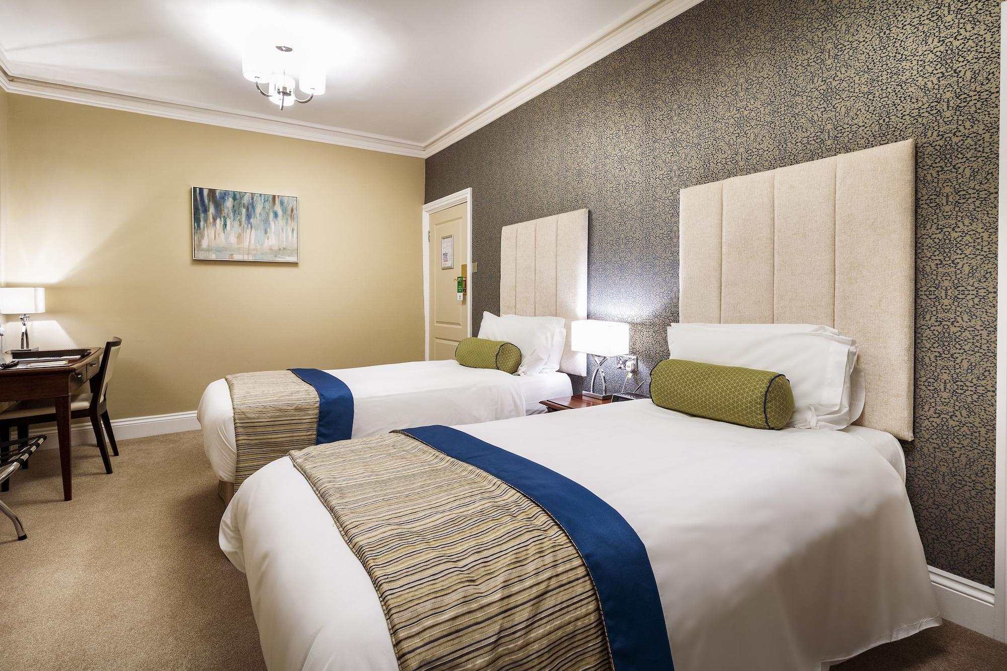 The Shrubbery Hotel, Ілмінстер Екстер'єр фото